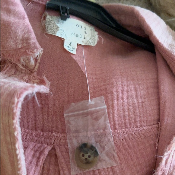 Pink Frayed Button-Up Shirt NWOT - Picture 10 of 11
